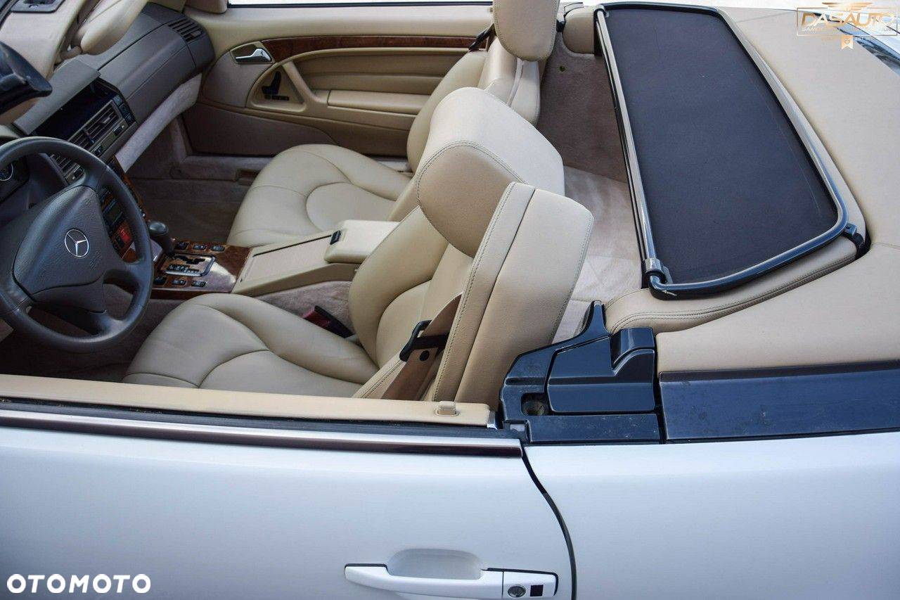 Mercedes-Benz SL - 26