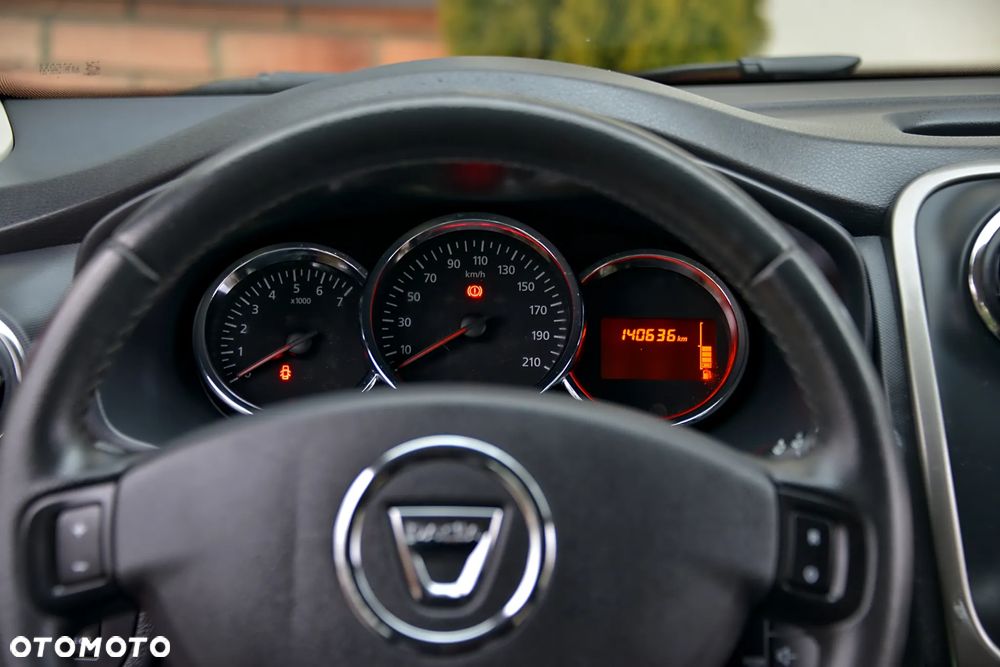 Dacia Sandero 0.9 TCe Laureate - 38