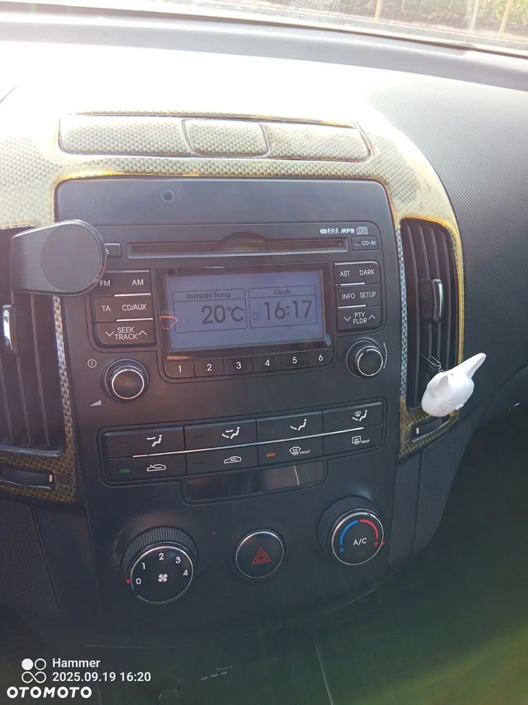 Hyundai i30 1.6 CRDi Base - 11