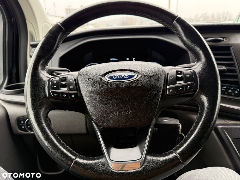 Ford TRANSIT CUSTOM BLACK EDITION L2H1/2xBoczne drzwi/Automat/Bi-Xenon/Navi/Klima/Kamera/Grzane fotele/PDC przód i tył/Grzana szyba/Hak/Bagażnik - 23