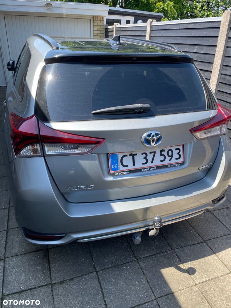 Toyota Auris 1.8 HSD Prestige NAVI - 2