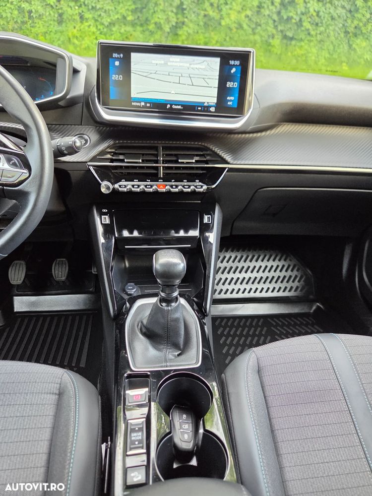 Peugeot 2008 PureTech 130 Allure Pack - 17