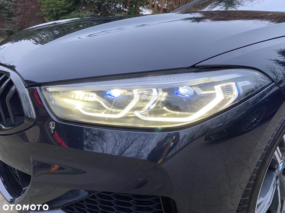 BMW Seria 8 - 8