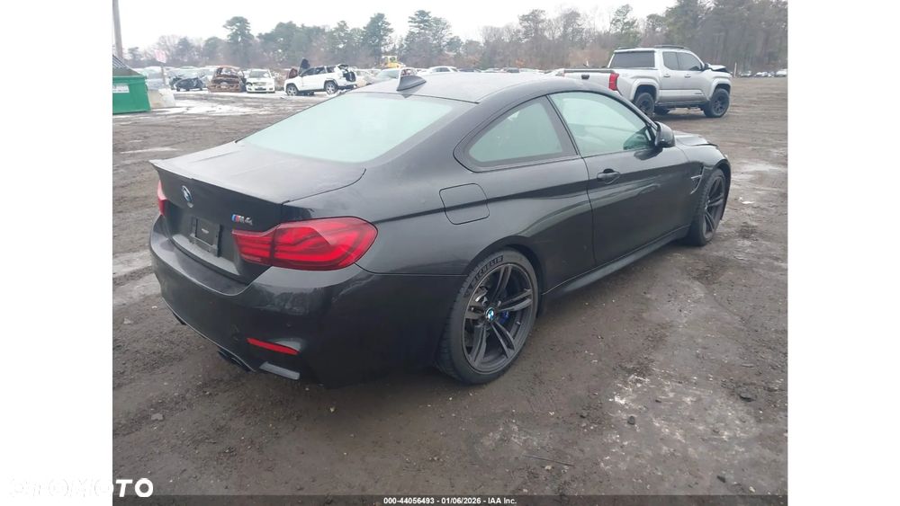 BMW M4 - 26