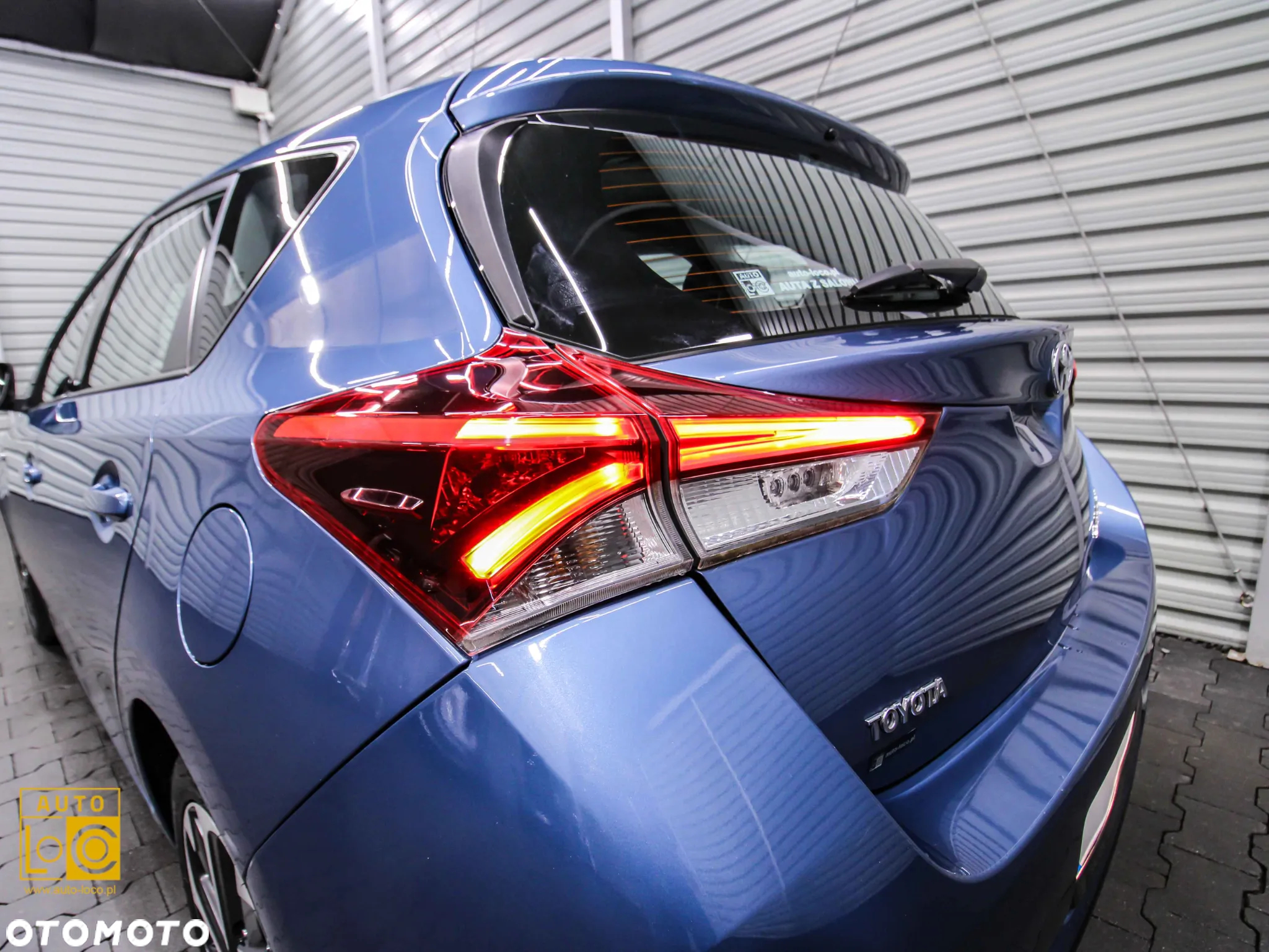 Toyota Auris Hybrid 135 Active - 28