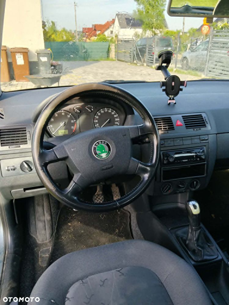 Skoda Fabia 2.0 Excellent - 9