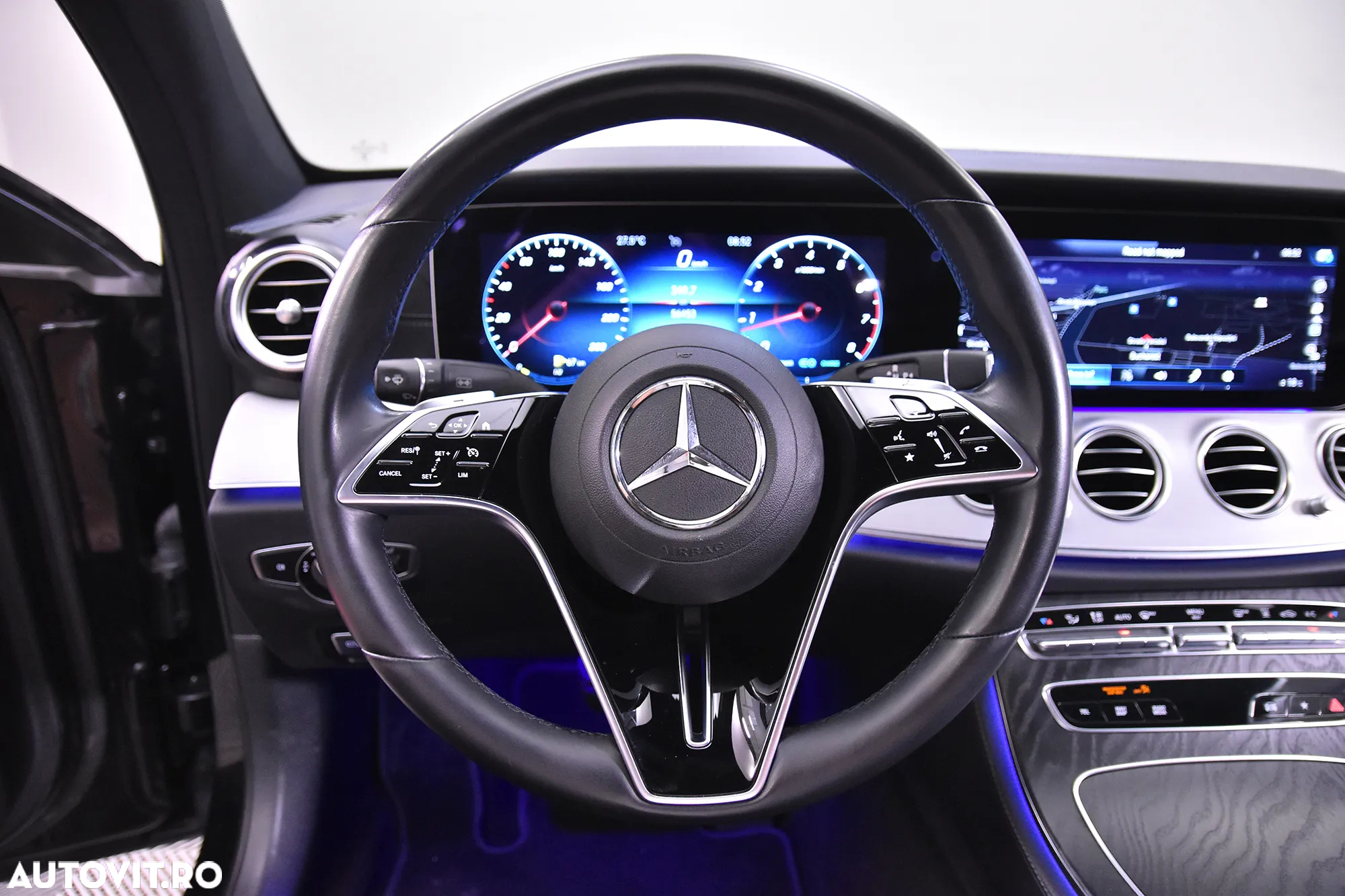 Mercedes-Benz E 200 Aut. - 16