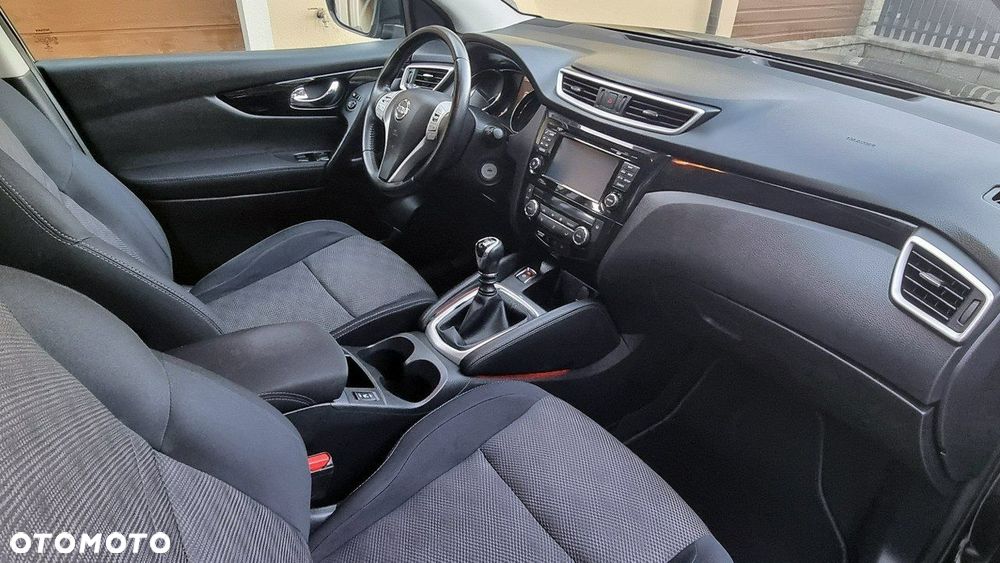 Nissan Qashqai - 12