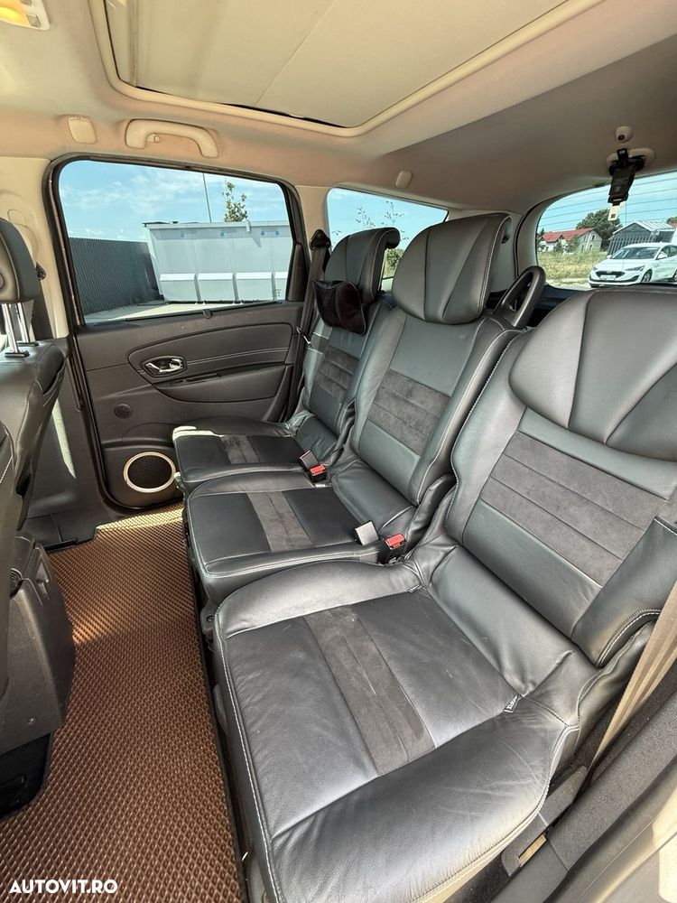 Renault Grand Scenic - 13