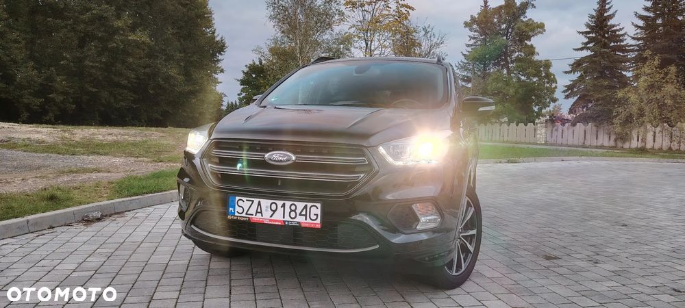 Ford Kuga 1.5 EcoBoost 2x4 ST-Line - 16
