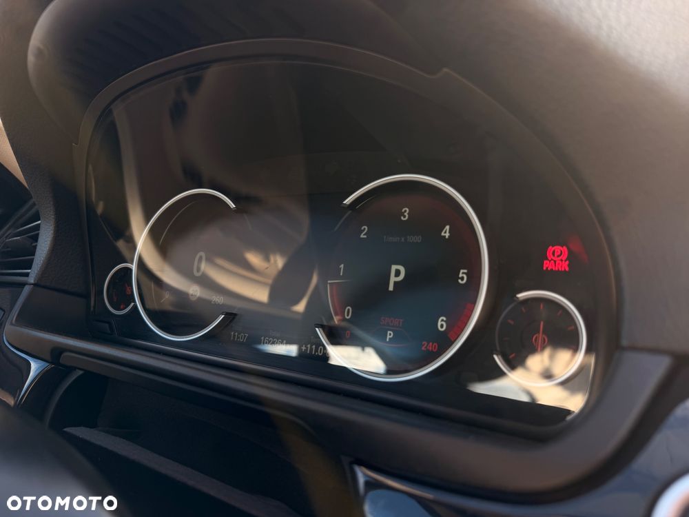 BMW Seria 5 - 17
