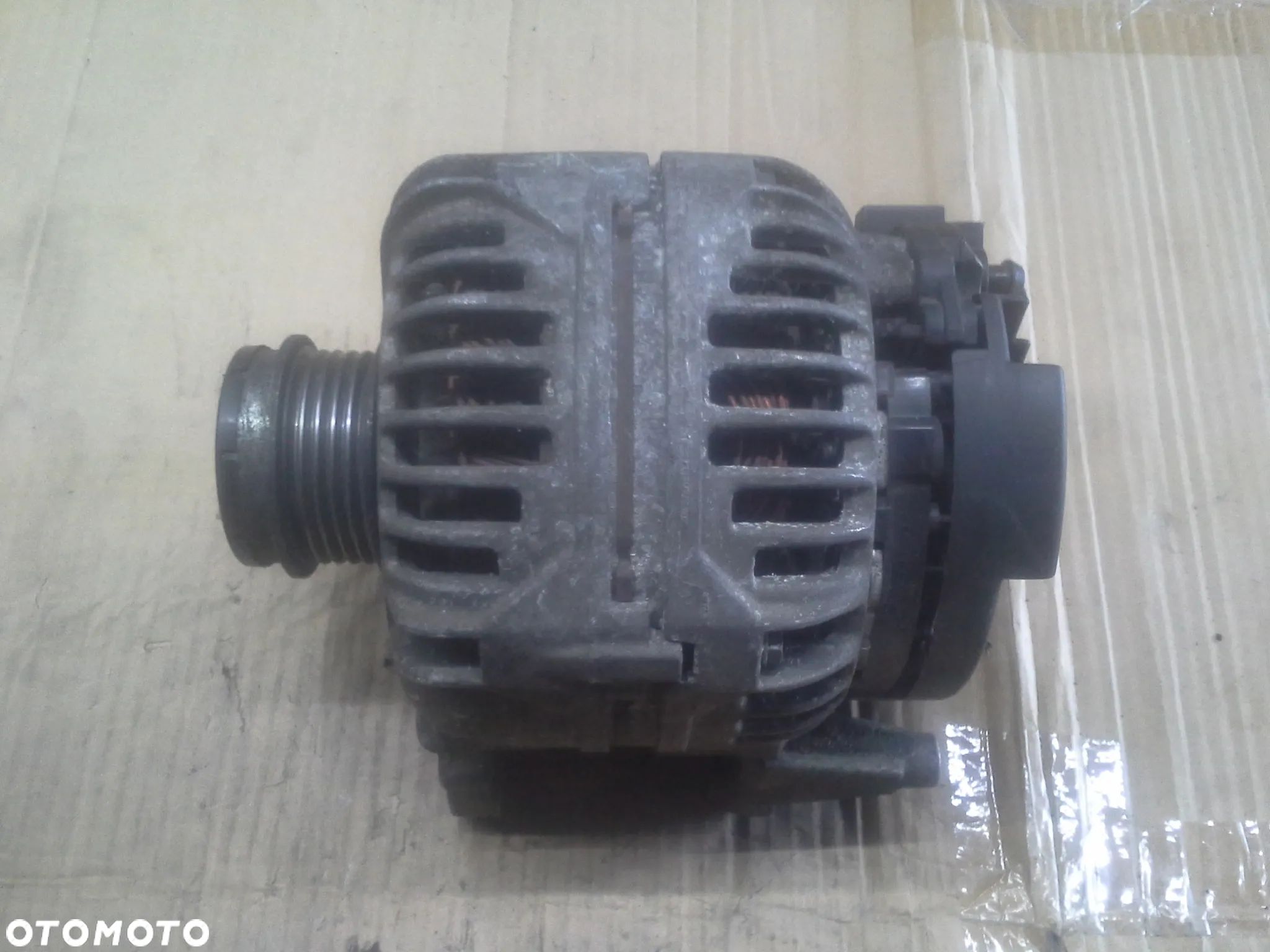Alternator Volkswagen Passat B5 1.9 TDi 028903031 - 1