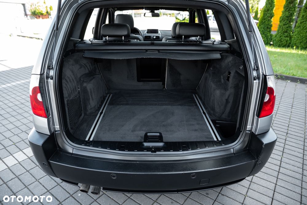 BMW X3 3.0i - 20