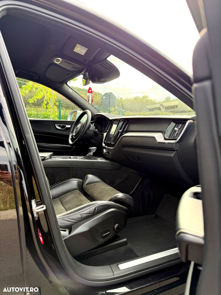 Volvo XC 60 D4 AWD R-Design - 7