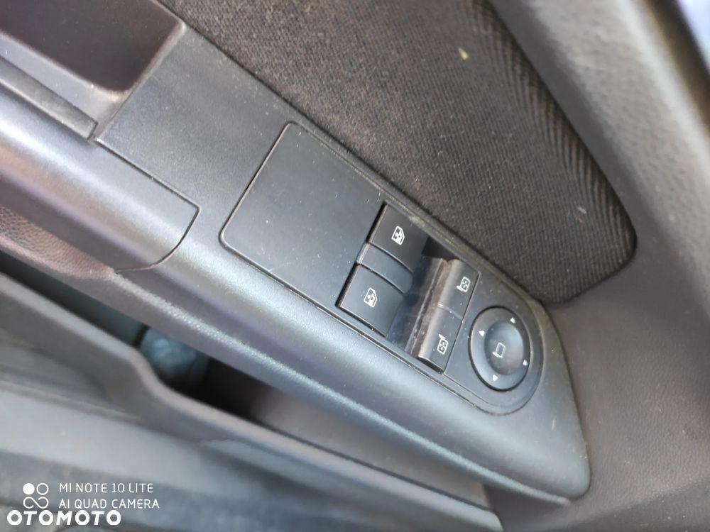Opel Astra 1.9 CDTI Cosmo - 8