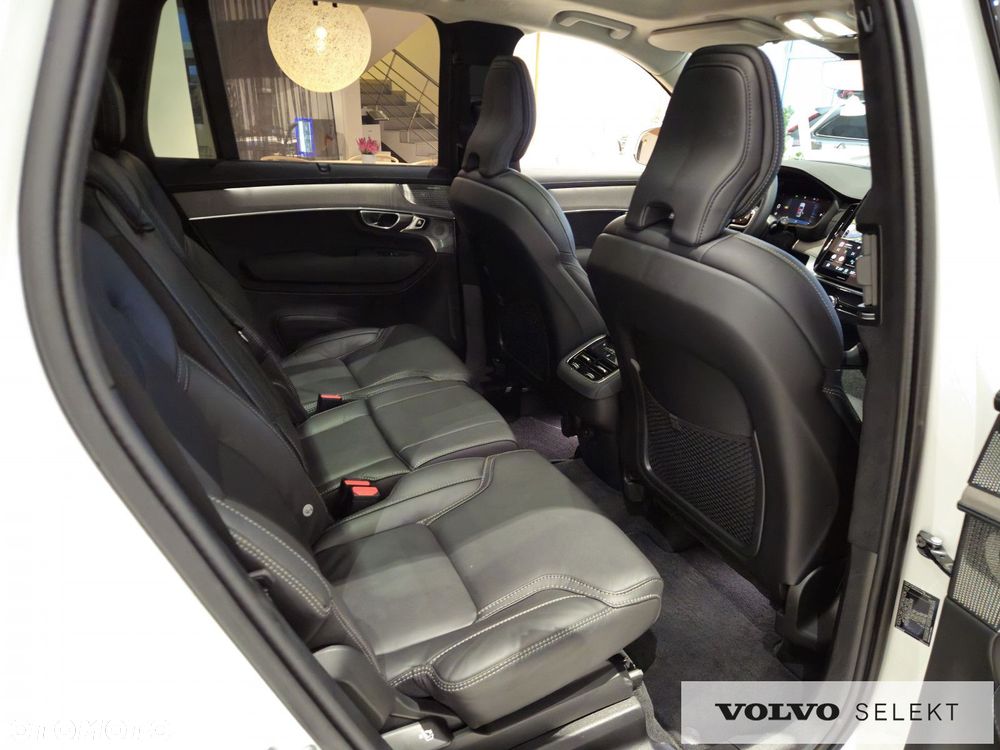 Volvo XC 90 - 33
