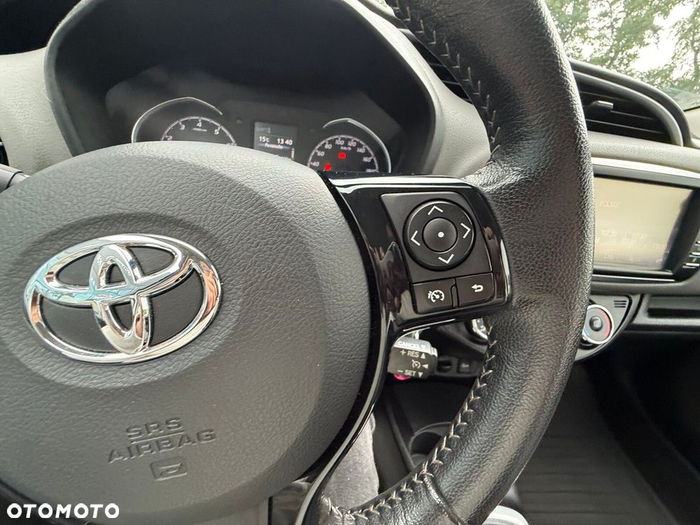 Toyota Yaris 1.5 Premium - 19