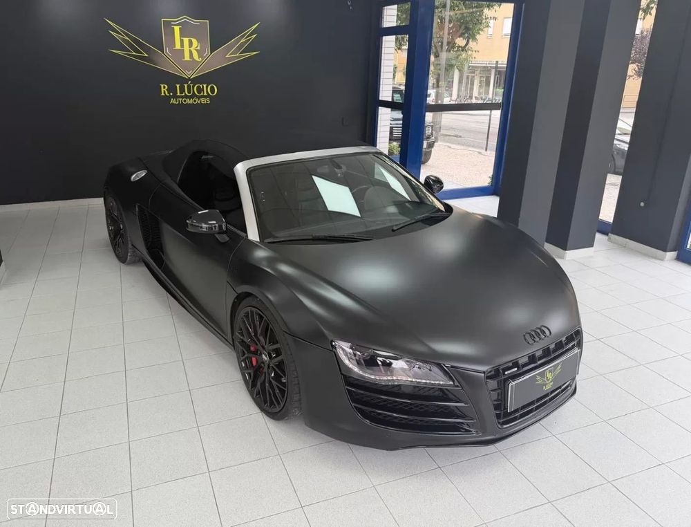 Audi R8 Spyder 5.2 FSi V10 quattro R tronic - 14