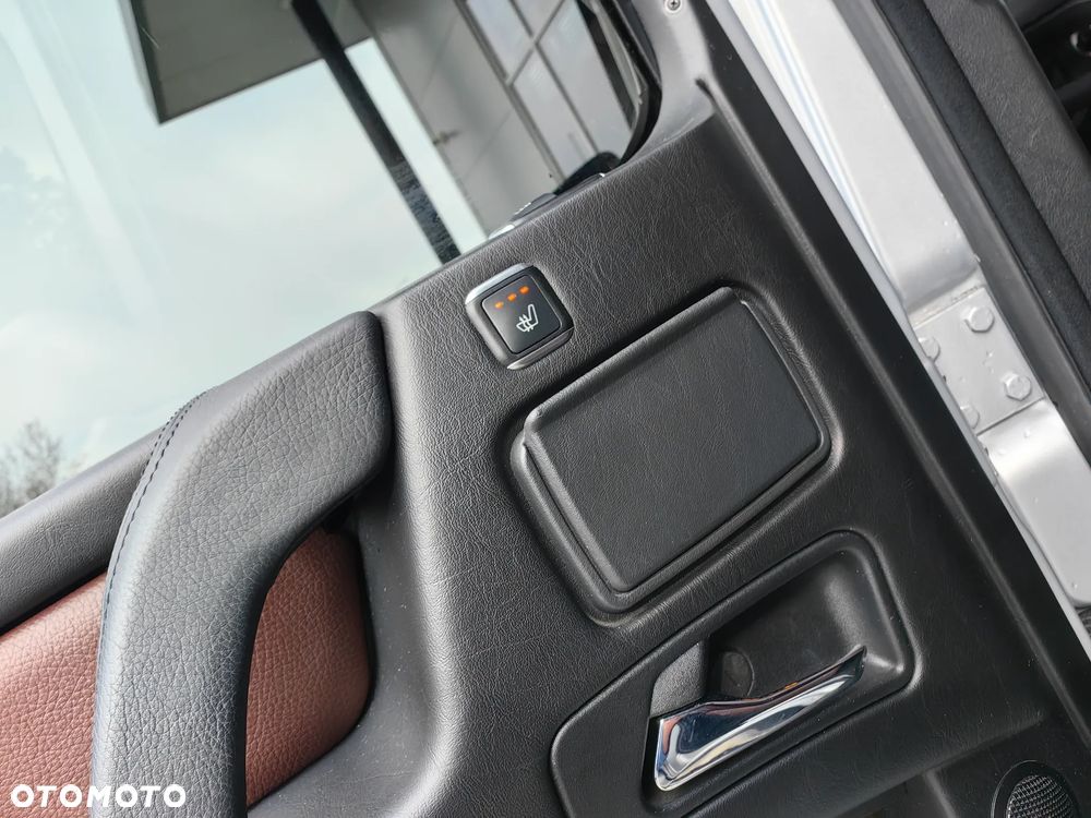 Mercedes-Benz Klasa G 350 BlueTec L - 23