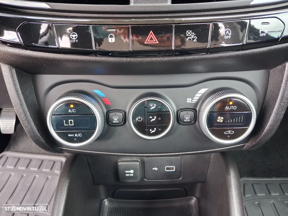 Fiat Tipo 1.3 MultiJet Life - 24