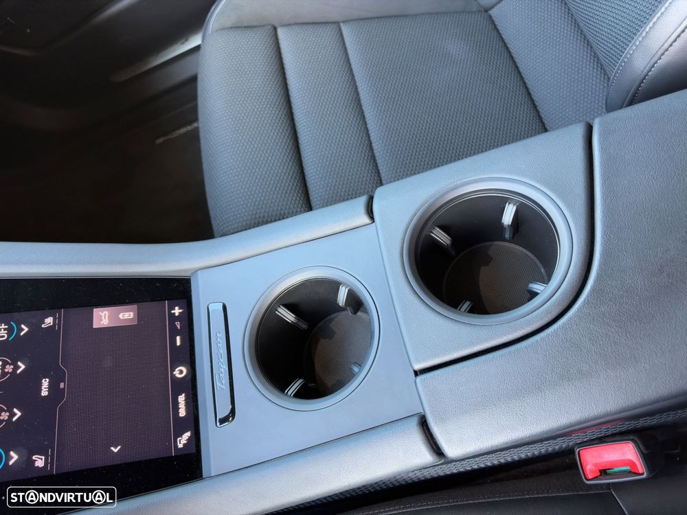 Porsche Taycan Sport Turismo Turbo - 13