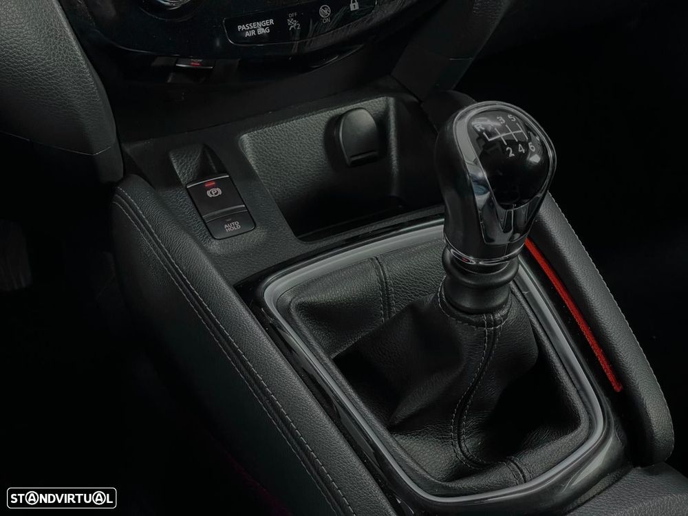 Nissan Qashqai 1.3 DIG-T N-Connecta - 16