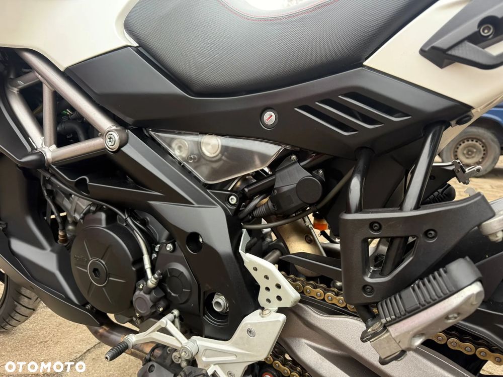 Aprilia Caponord - 10