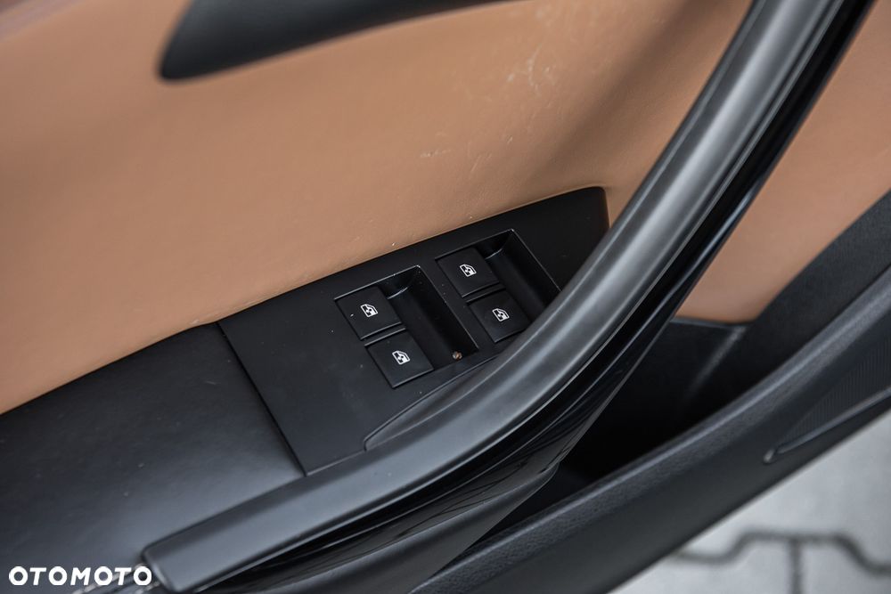 Opel Cascada 2.0 CDTI Cosmo S&S - 15