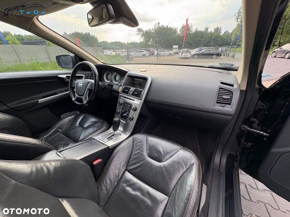 Volvo XC 60 2.4D AWD Summum - 29