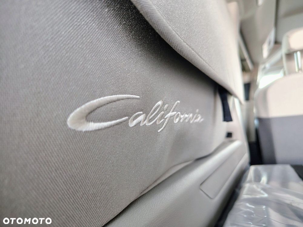 Volkswagen california Nowa California Beach silnik: 2,0 l TDI SCR 150 KM / skrzynia biegów: 7-biegowa DSG rozstaw osi: 3124 mm - 31