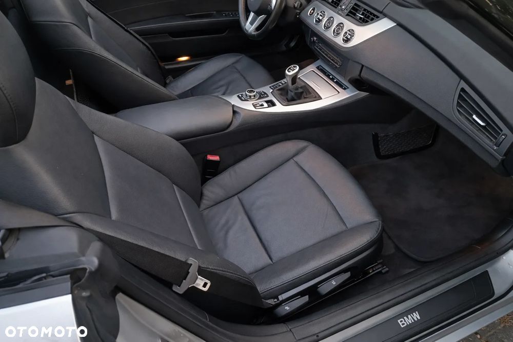 BMW Z4 23i sDrive - 12