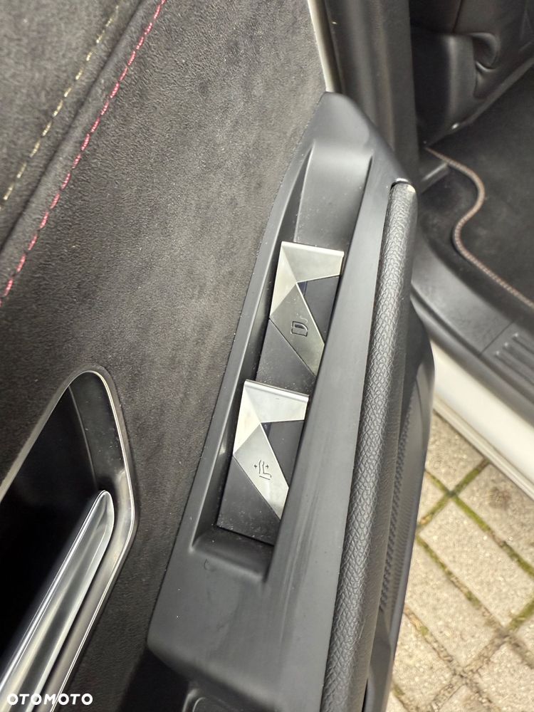 DS Automobiles DS 7 Crossback 1.6 PureTech Performance Line + - 25