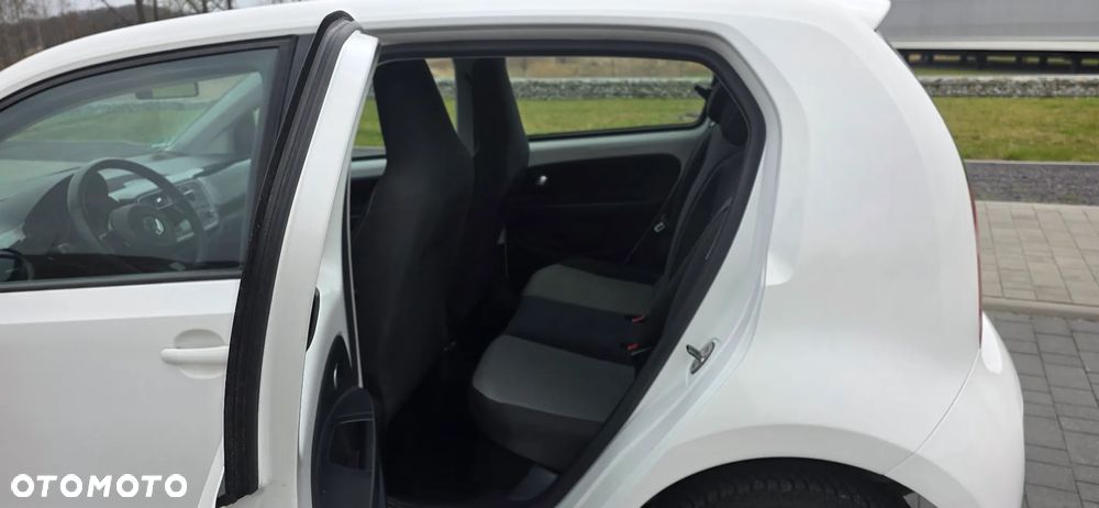 Volkswagen up! cheer - 12