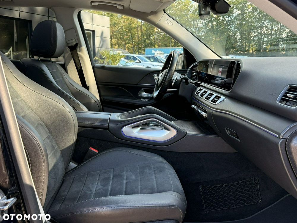 Mercedes-Benz GLE - 22
