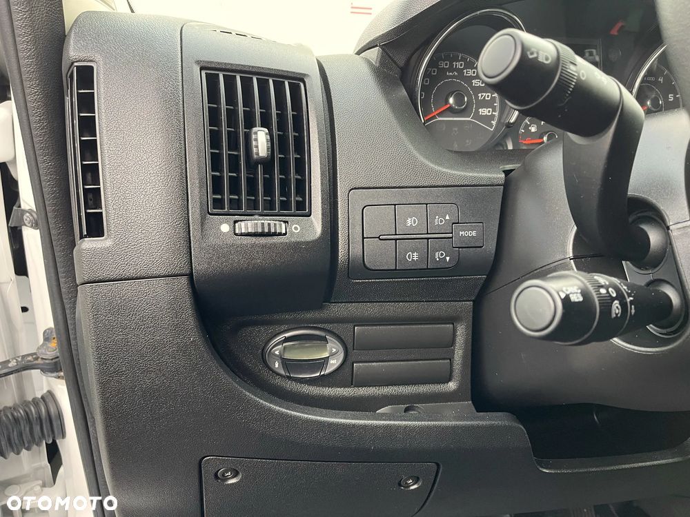 Fiat Ducato Skrzyniowy Plandeka - 11