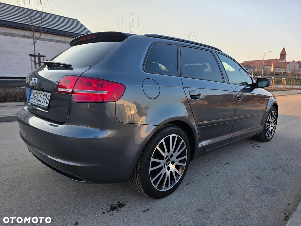 Audi A3 Sportback 2.0 TDI S line Sportpaket plus - 10