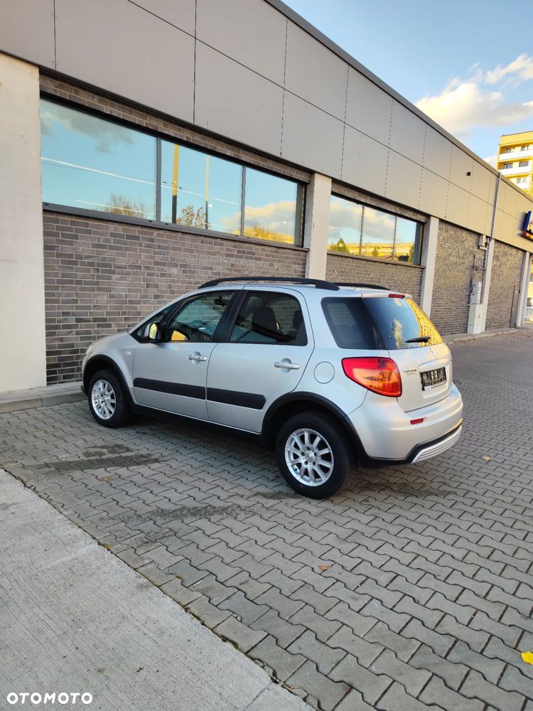 Suzuki SX4 1.6 VVT 4x4 Comfort - 6