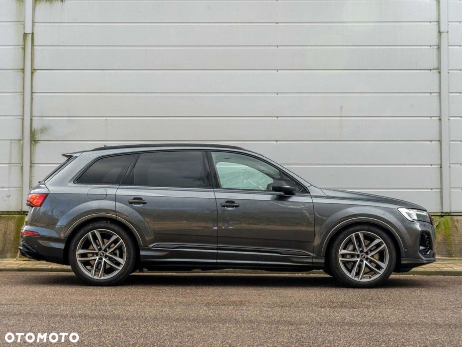 Audi Q7 - 3