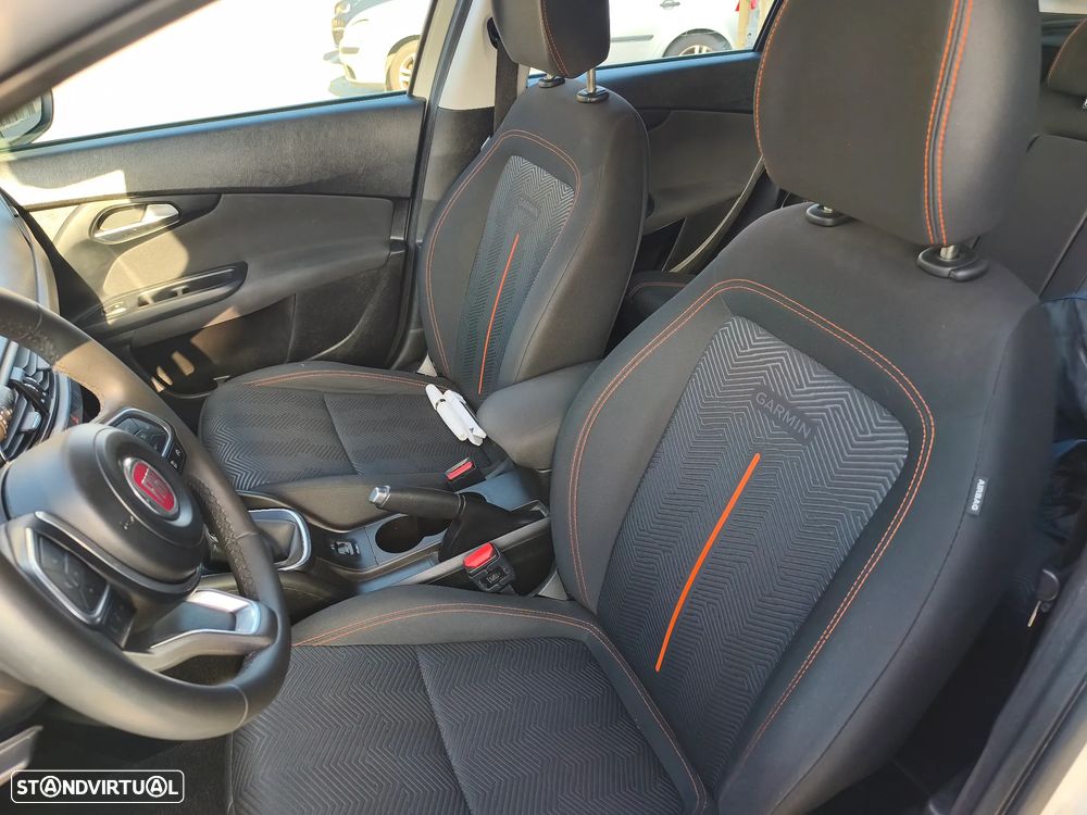 Fiat Tipo Station Wagon Cross 1.0 GSE T3 Cross - 6