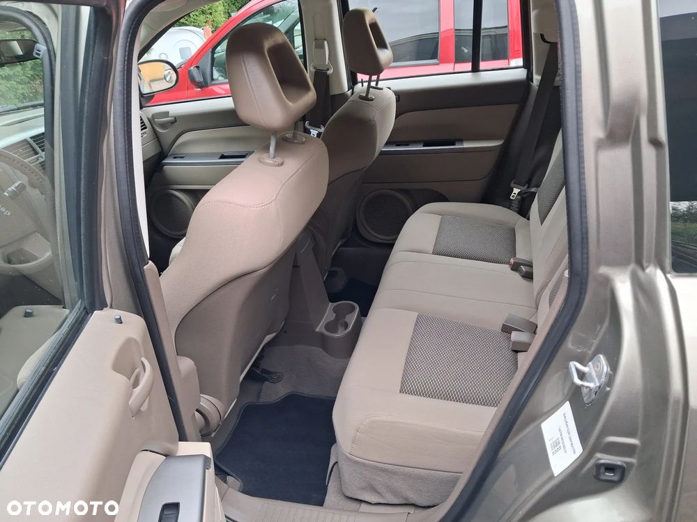 Jeep Compass 2.4 Limited - 14