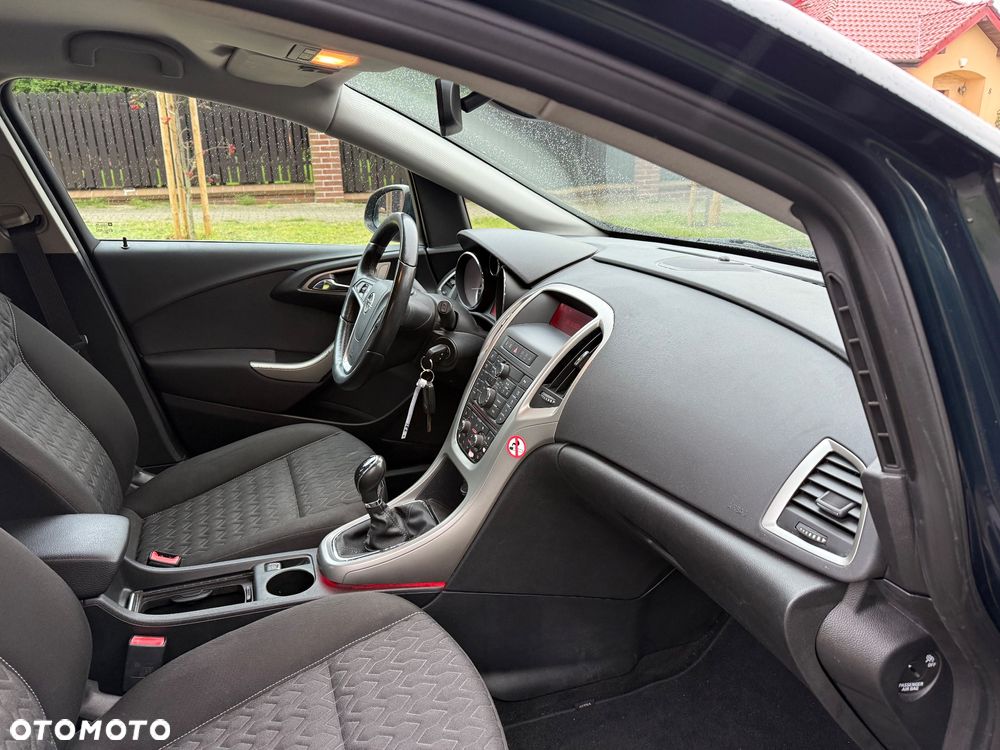 Opel Astra - 10