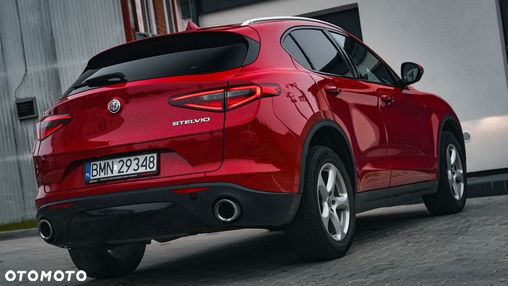 Alfa Romeo Stelvio - 7