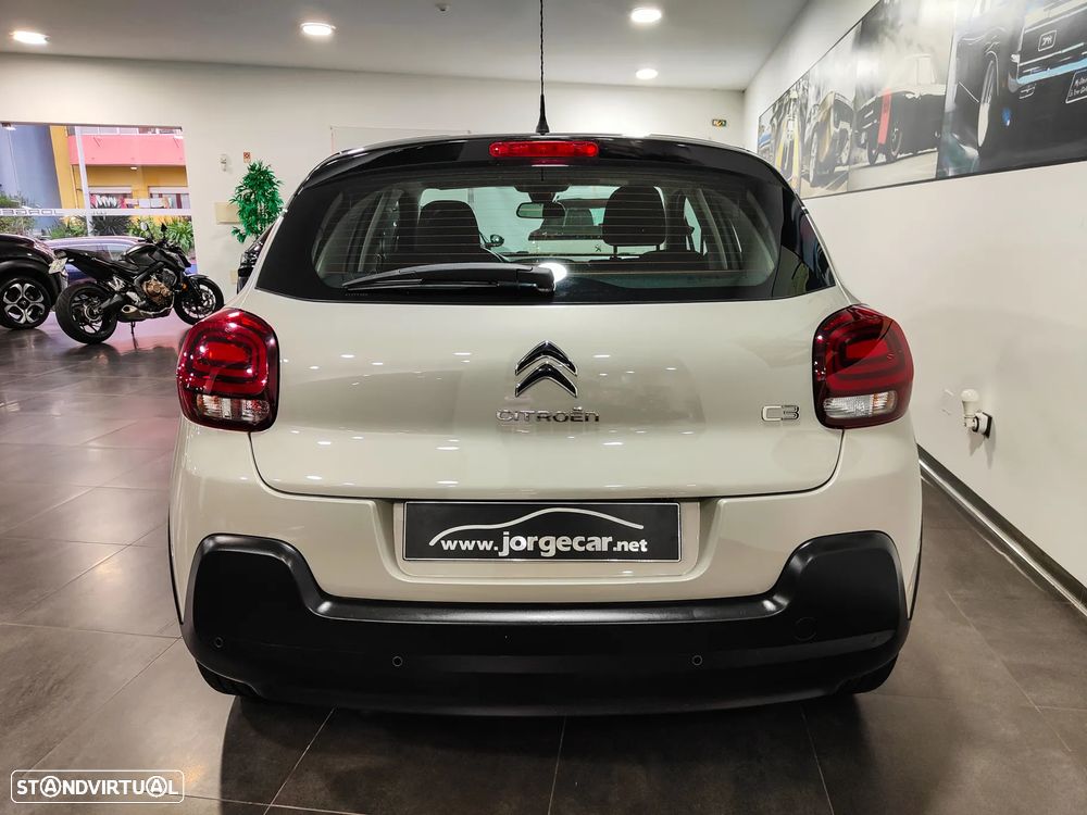Citroën C3 1.2 PureTech Shine EAT6 - 20