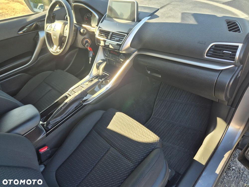 Mitsubishi Eclipse Cross 1.5 T-MIVEC 2WD CVT Diamant+ - 6