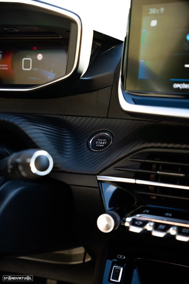 Peugeot 208 1.5 BlueHDi GT - 43