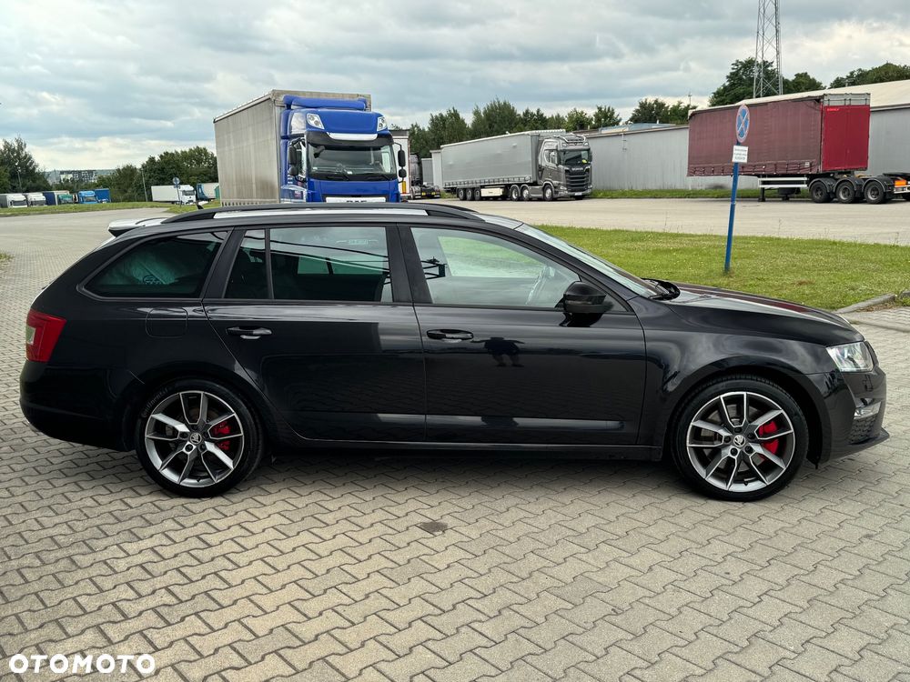 Skoda Octavia 2.0 TDI RS DSG - 6