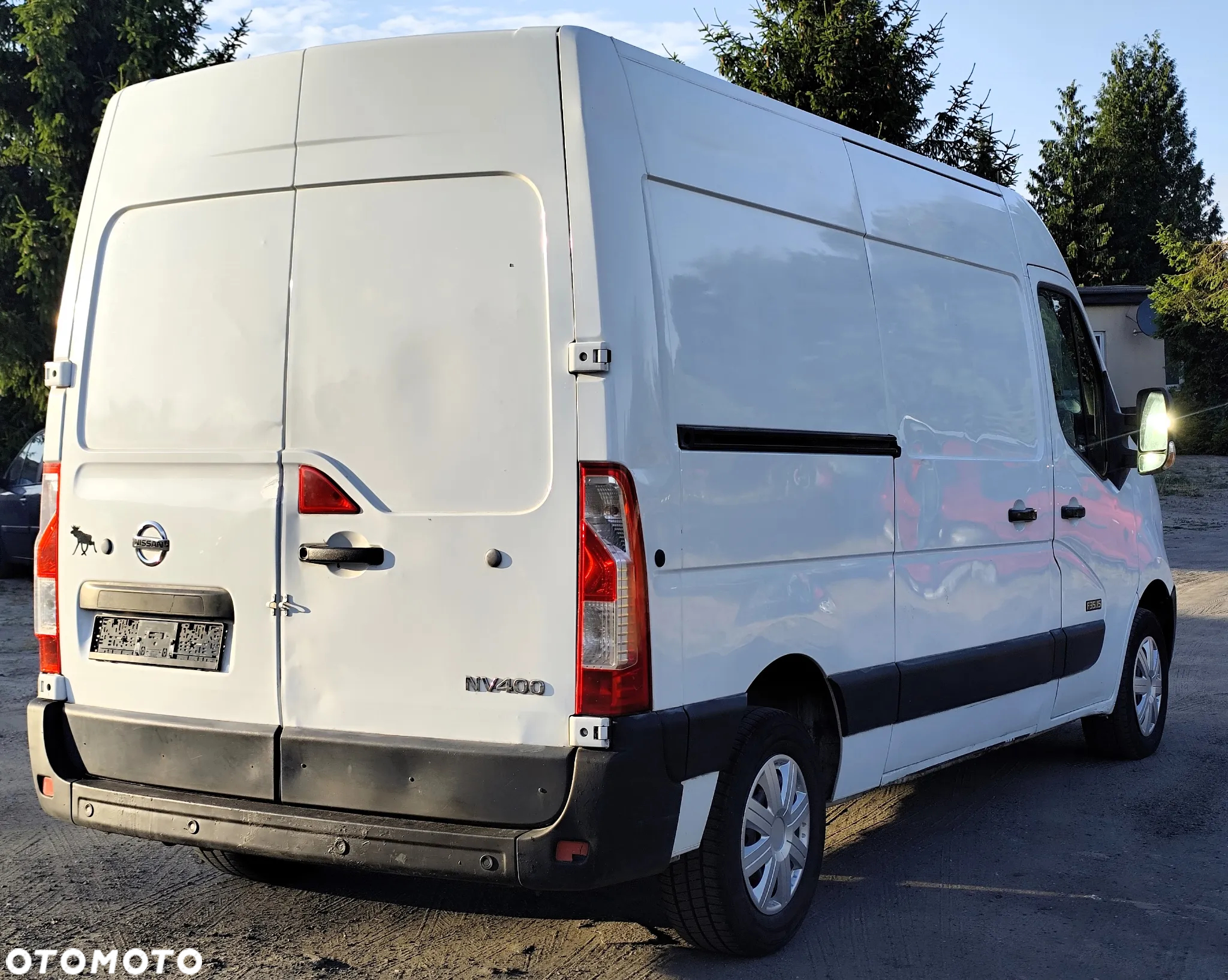 Nissan NV400 - 5