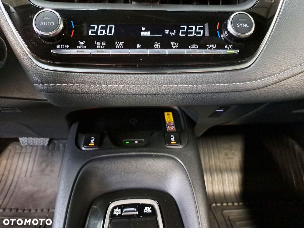 Toyota Corolla 1.8 Hybrid Comfort - 27