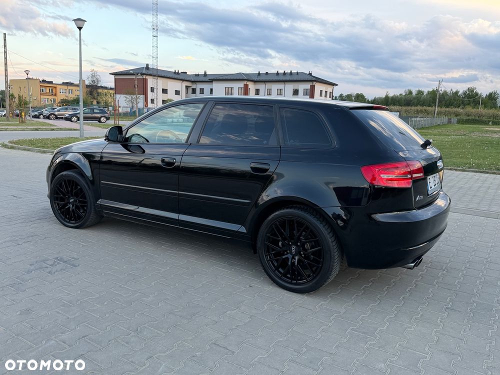 Audi A3 Sportback 1.4 TFSI Ambiente - 9