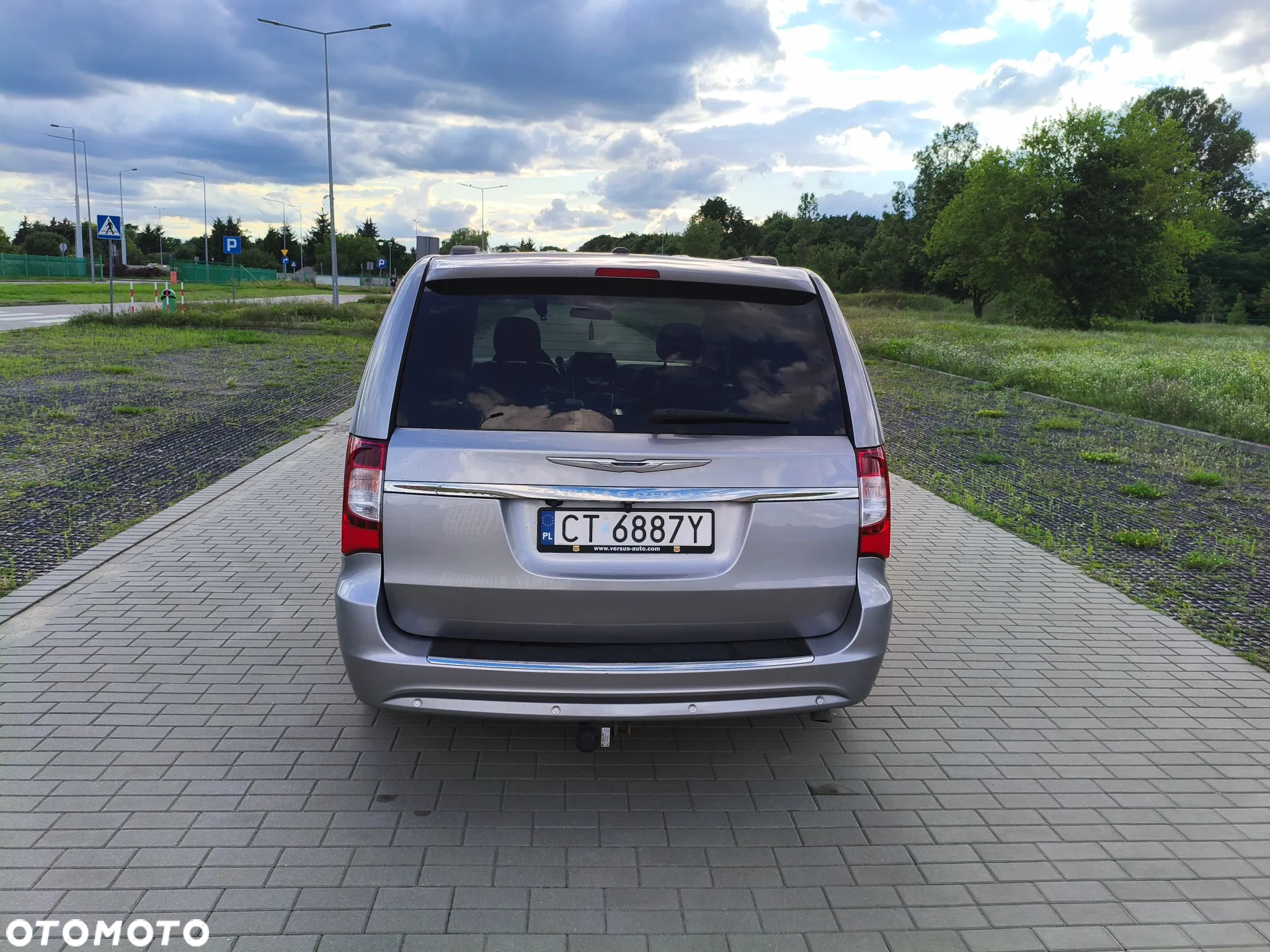 Chrysler Town & Country 3.6 Touring - 6
